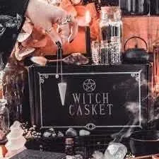 Kit De Esoterismo Y Metafísica Witch Casket Octubre 2022