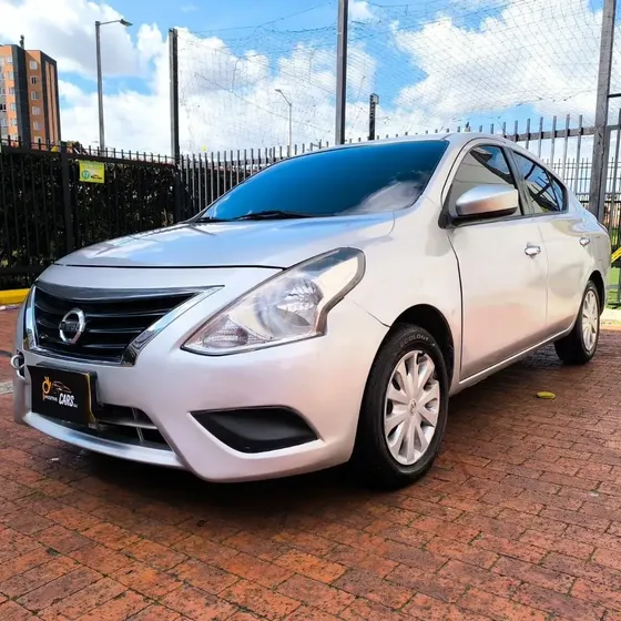 Nissan Versa 2019 1.6 Advance