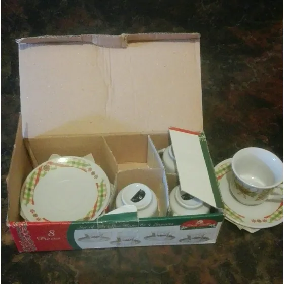 Set De 4 Tacitas De Café O Té, Bellas Nuevas