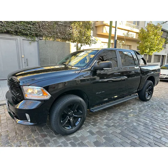 Ram 1500 5.7 Laramie Nigth Edition