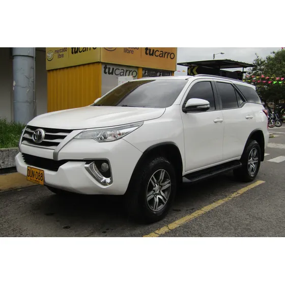 Toyota Fortuner 2.7 Mid Sw4 4x2