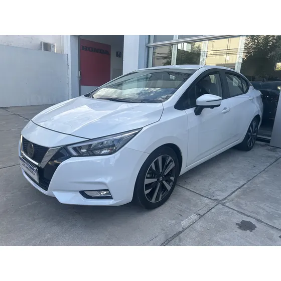 Nissan Versa 1.6 Exclusive At