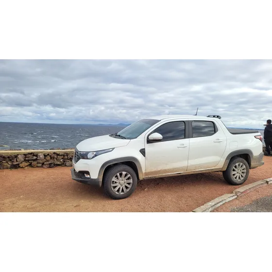 Fiat Strada 1.4 8v Freedom Cd