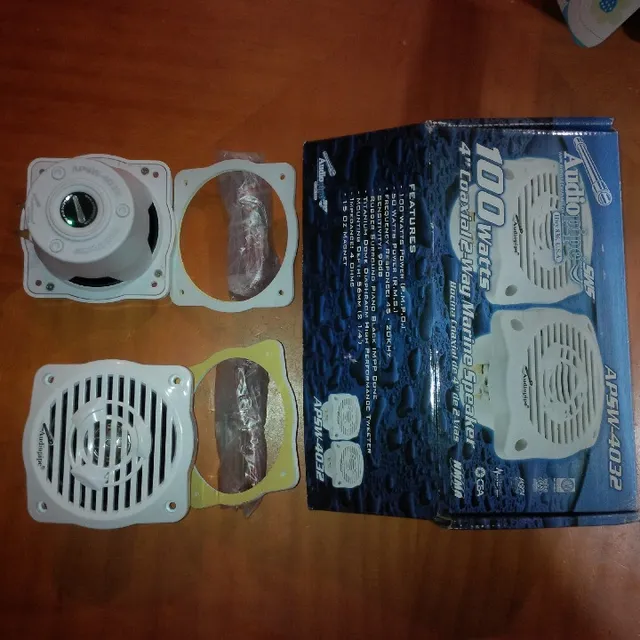 Cornetas Marinas 100 Watt De 4 In Coaxiales