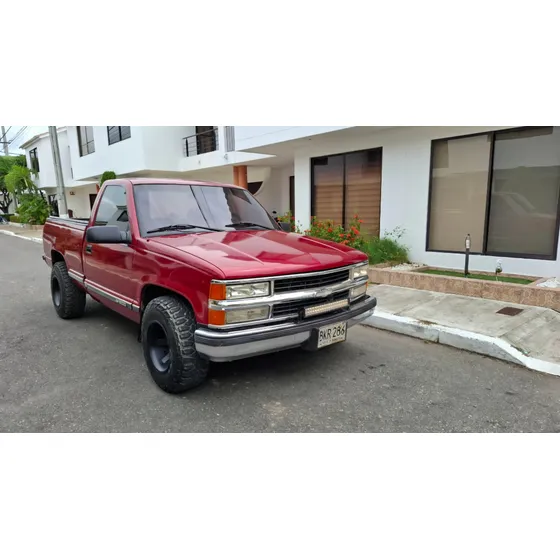 Chevrolet Cheyenne 5.7 C1500