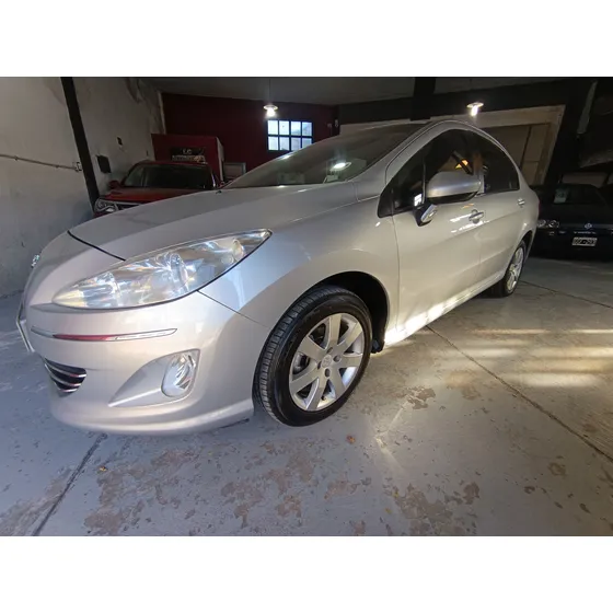 Peugeot 408 2.0 Allure Nav 143cv
