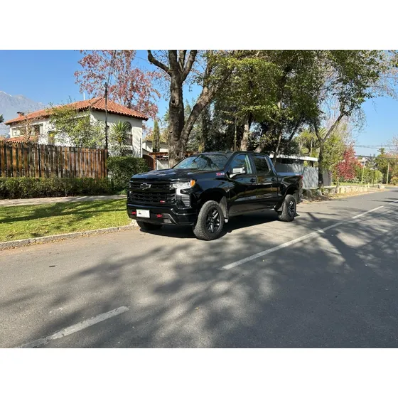 Chevrolet Silverado 5.3 Lt R Trail Boss Z71 4x4 At 4p Clp
