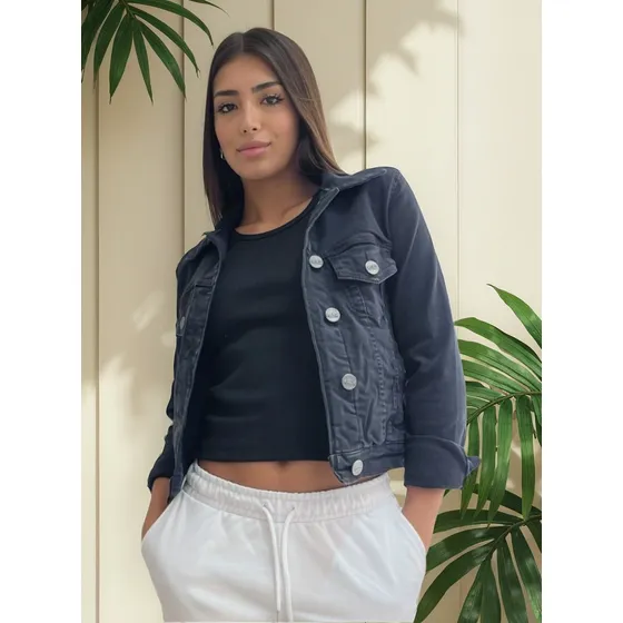 Campera Mujer De Jean Entallada Y Elastizada Lisa.