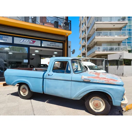 Ford F-100 4.2 V8