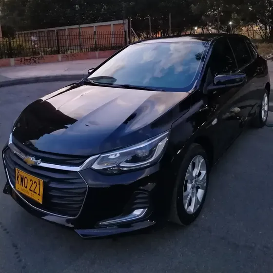 Chevrolet Onix Turbo Premier 2022 1.0t Premier Hatch At