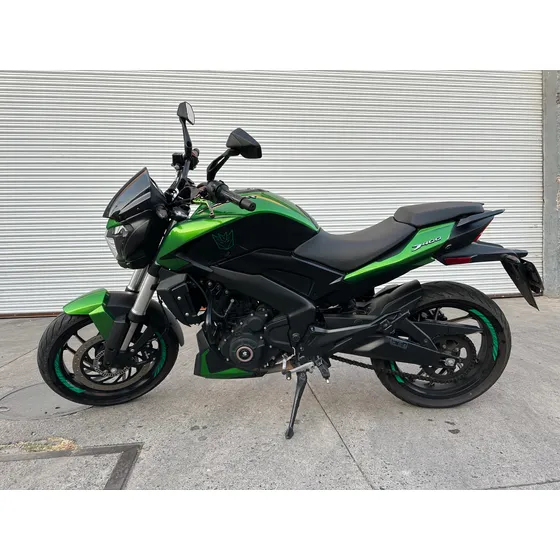 Dominar 400
