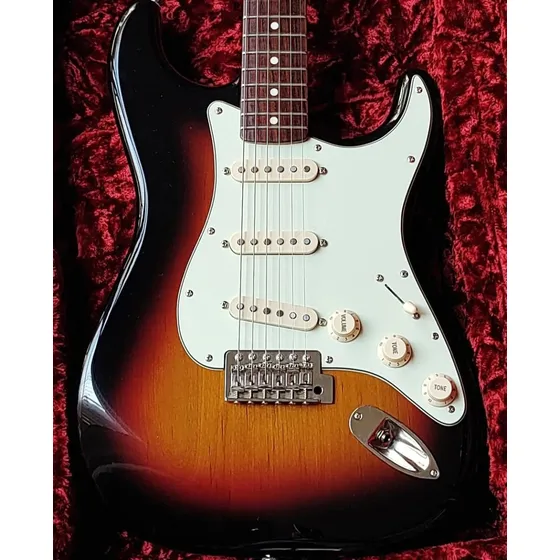 Guitarra Squier Classic Vibe