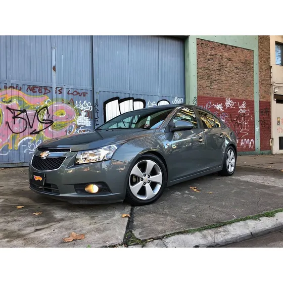 Chevrolet Cruze 1.8 Ltz Mt 4 P