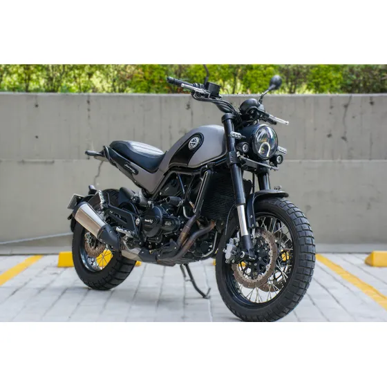 Benelli Leoncino 500 Trail