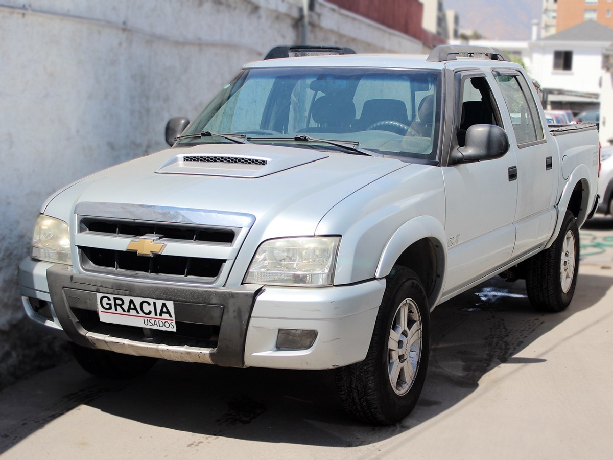 Chevrolet S10 Dlx Apache Iii 2.4 Mt 2010