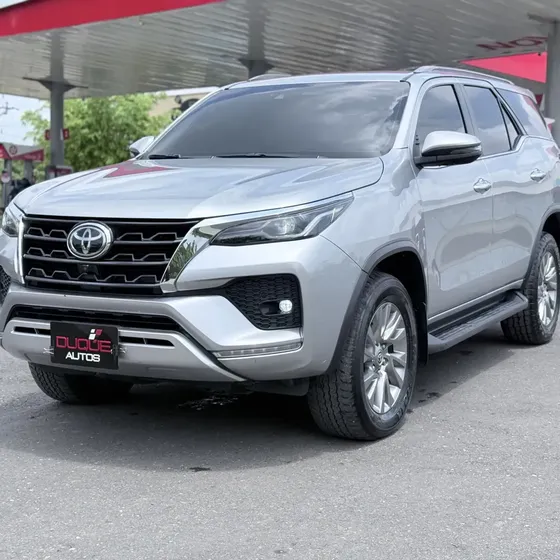 Toyota Fortuner 2023 2.4cc Td Srv