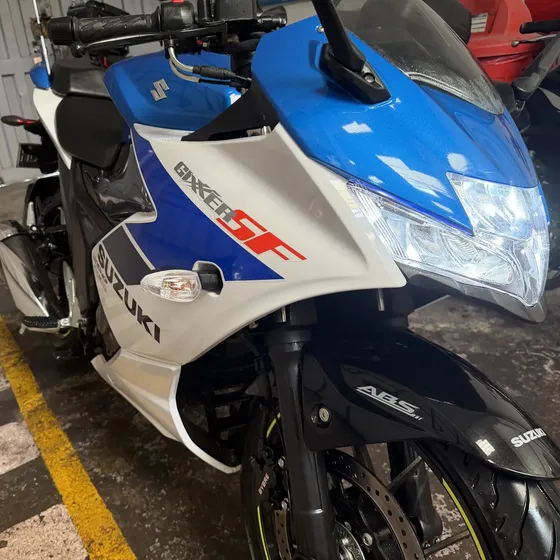 Suzuki Sf 250 Modelo 2026 Con 1.700 Km / Cambio Por Touring