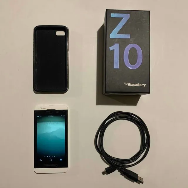 Blackberry Z10 Blanco Verizon Movilnet 16gb Rom + 2gb Ram