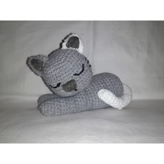 Gatito Dormilón Amigurumi 