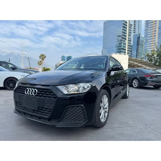 Audi A1 1.0 Cool At