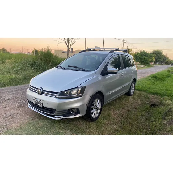 Volkswagen Suran 1.6 Highline Msi 110cv