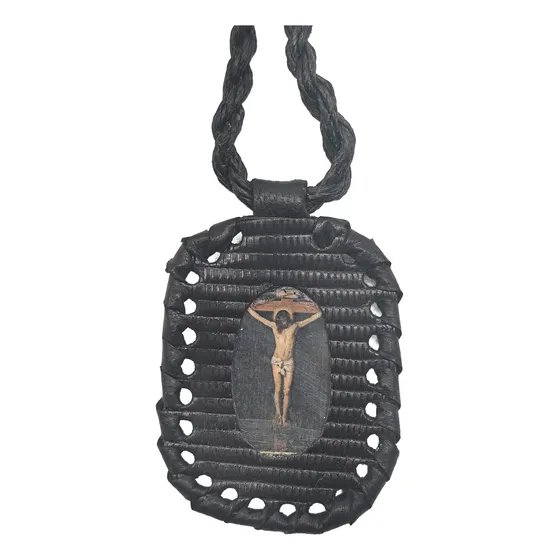 Collar Escapulario Cristo Crucificado Piel De Lizagarto Negro