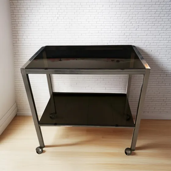 Mesa Para Tv De Vidrio 2 Peldaños Y Ruedas