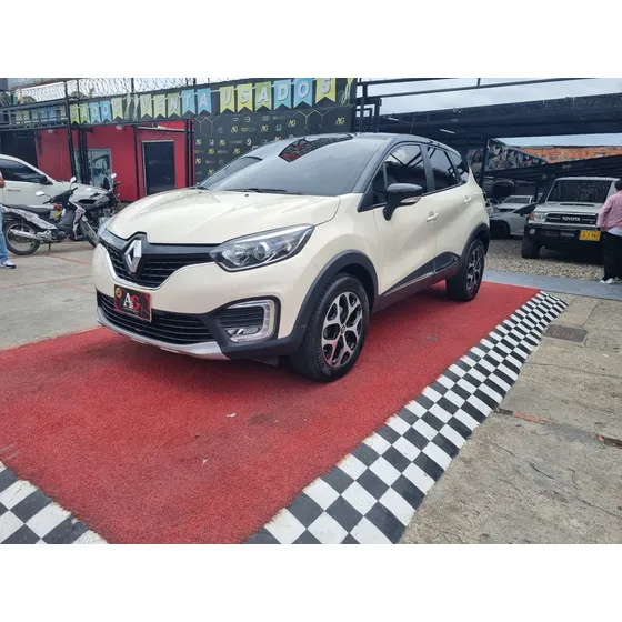 Renault Captur 2.0 At