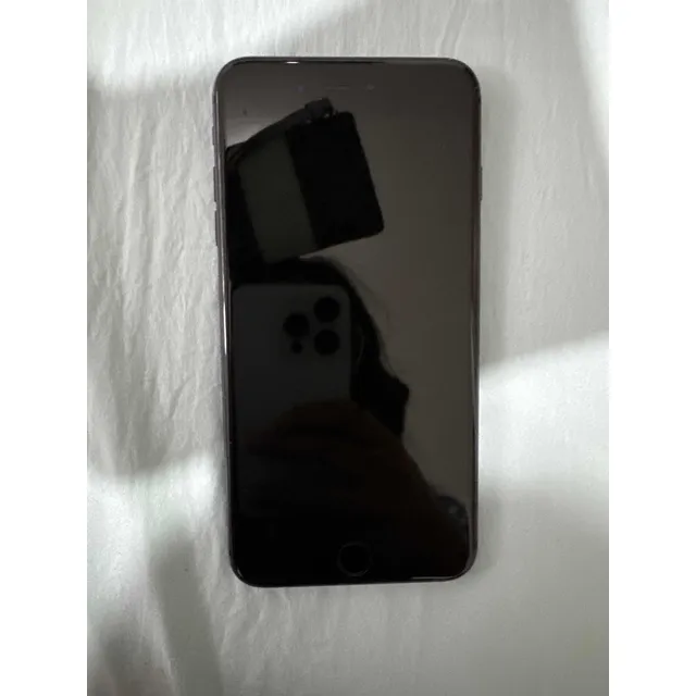iPhone 8 Plus
