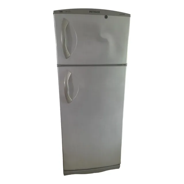 Heladera Con Freezer Plateada Maxi Fresh Patrick - Usada