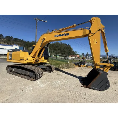 Escavadeira Komatsu Pc200-8 2011 | MercadoLivre