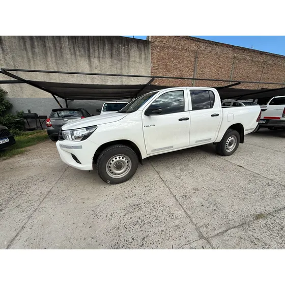 Toyota Hilux Pick-up 2.4 Cd Dx 150cv 4x2