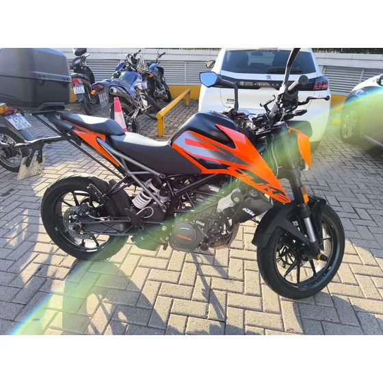 Ktm Duke 200, Como Nueva Solo Se Usó En Ciudad.