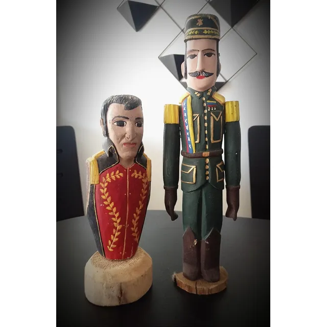 Antiguas Esculturas Madera Personajes Historicos Venezolanos