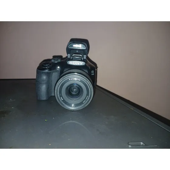 Sony Alpha 3500 Ilce-3500 Sin Espejo
