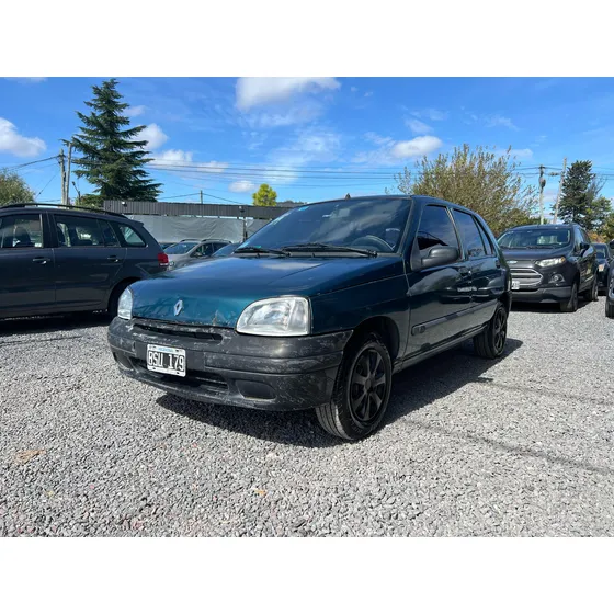 Renault Clio 1.6 Rn Aa