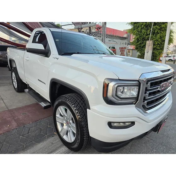 Gmc Sierra 5.4 Cabina Regular Sle 4x4 At