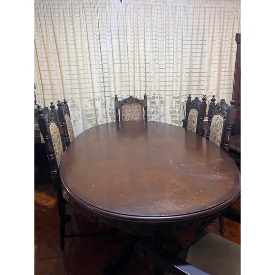 Mesa De Comedor Ovalada Madera Caoba