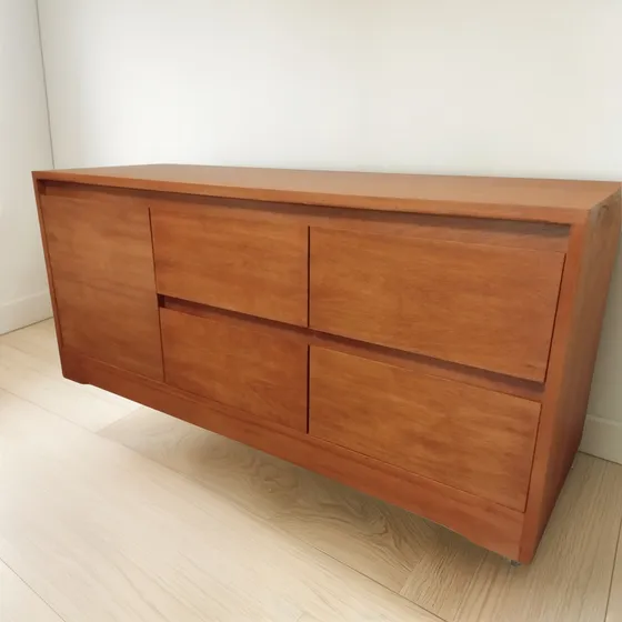 Cómoda Baja Con 4 Cajones Y Puerta  Madera Eucalipto Clear