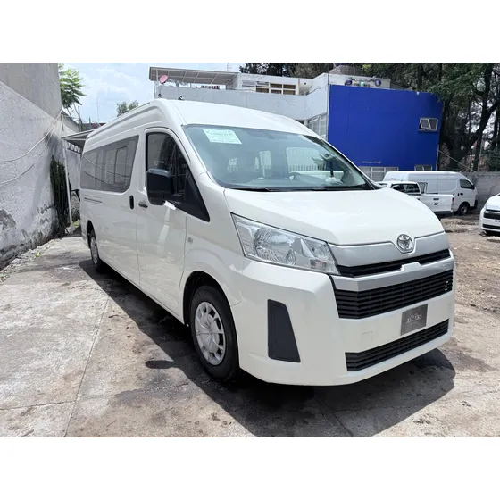 Toyota Hiace 2.7 Ventanas Superlarga Mt