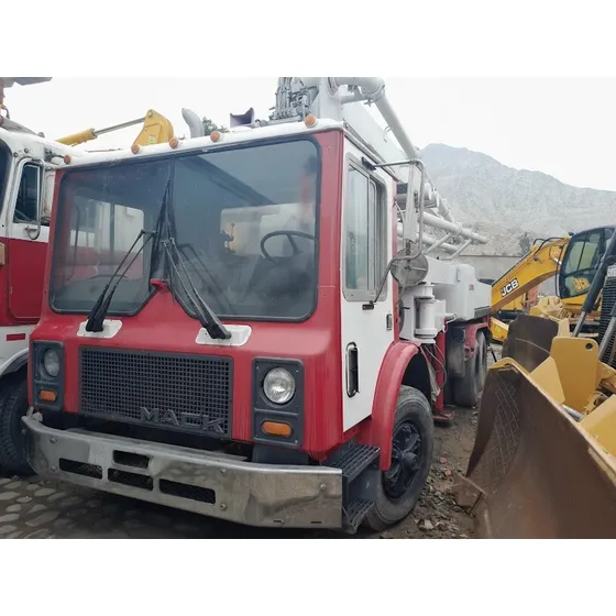 Camion Mack Con Bomba Hormigonera Pluma De 90 Mts, Año 1998