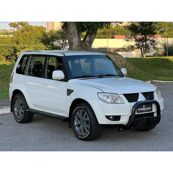 Mitsubishi Pajero Tr4 2.0 4x2 Flex Aut. 5p