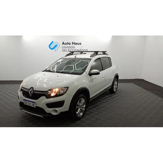 Renault Sandero Stepway 1.6 Volcom L18