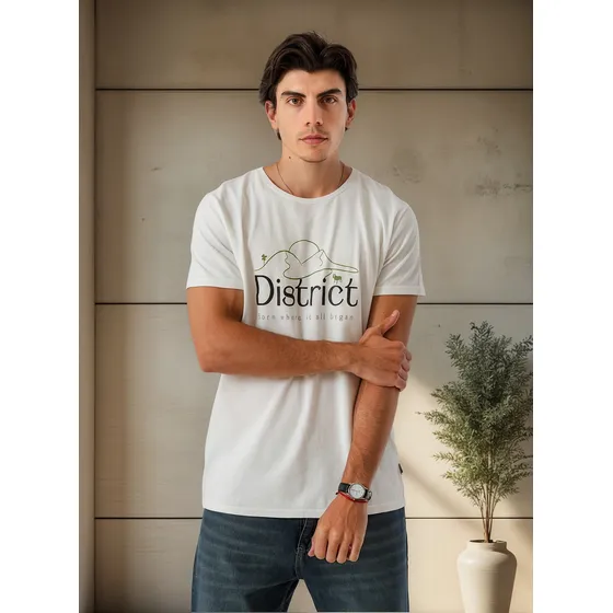 Remera District Arkano Estampa Central 100% Algodón