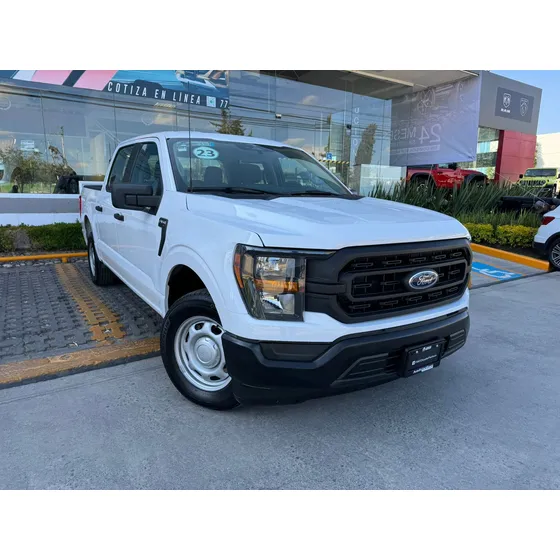 Ford F-150 3.3 Xl Doble Cabina V6 4x2 At