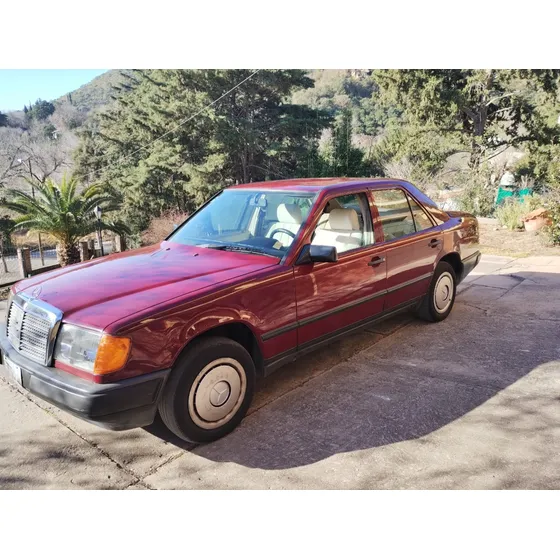 Mercedes-benz 200 2.0