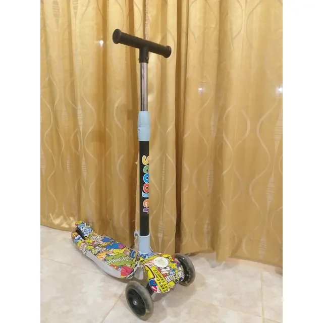 Scooter Monopatín, De 4 Ruedas Con Luces