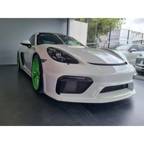 Porsche Cayman Gt4
