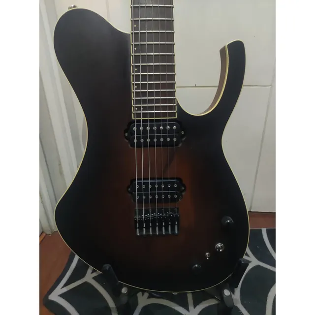 Guitarra 7 Cuerdas Perinetti