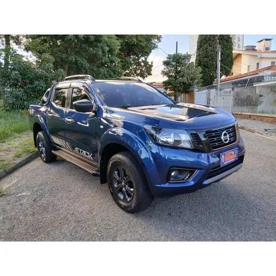 Nissan Frontier 2.3 Attack Cab. Dupla 4x4 Aut. 4p